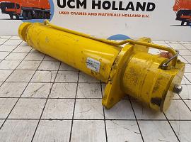 Grove TMS 9000 counterweight cylinder  