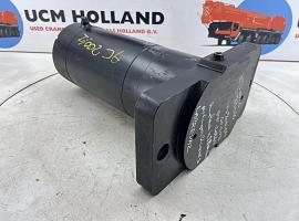 Demag AC 200/1 counterweight lift cylinder