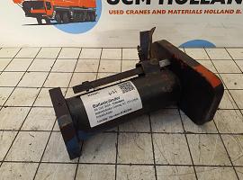 Demag AC 155 counterweight lift cylinder 