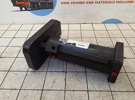 Demag AC 155 counterweight lift cylinder  