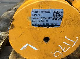 Liebherr LTM 1100-5.2 ballast extension ram