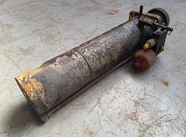  Liebherr LTM 1100-5.2 ballast extension ram