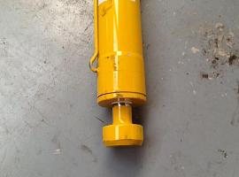 Grove TMS9000 counterweight cylinder 