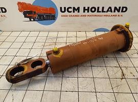 Liebherr LTM 1140 counterweight hydro cylinder