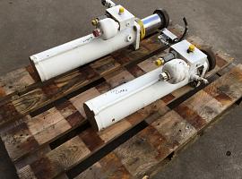 Liebherr LTM 1060-2  counterweight cylinder 