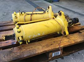 Grove GMK 5100 counterweight cylinder 