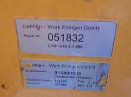 Liebherr LTM 1040 2.1 a frame