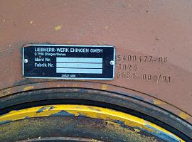 Liebherr LTM 1200 Winch