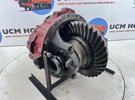 Liebherr LTM 1045 mid differential 13x35 axle 2