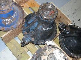 Liebherr LTM 1060 axle 1 end differential 17X39  