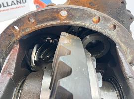 Demag HC 340 drive through differential 13x35 axle 5