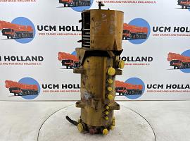 Grove AT 880 hydraulic and electric swivel