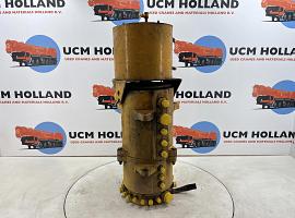 Grove AT 880 hydraulic and electric swivel
