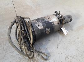 Liebherr LTM 1070 hydraulic and electric swivel