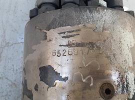 Liebherr LTM 1070 hydraulic and electric swivel