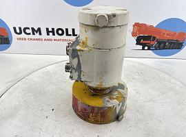 Grove GMK 3050 electric swivel