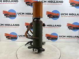 Faun ATF 30-2 hydraulic and electric swivel