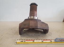 Demag AC 155 axle 3 steering knuckle 16 holes small