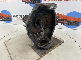 Terex Demag AC 35 Steering knuckle 16 holes axle 2