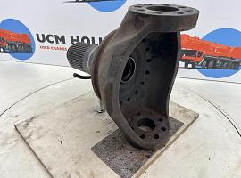 Liebherr LTM 1070 steering knuckle 16 holes axle 3