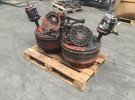 Grove GMK 5100 Megatrak axle housing