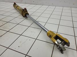 Grove GMK 4075 adjusting cylinder counterweight