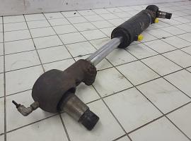 Liebherr LTM 1090 steering cylinder 