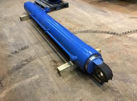 Liebherr LTM 1070-4.1 boom lift cylinder 