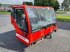 Liebherr LTM 1060-2 lower cabin