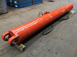 Demag AC 100 boom cylinder 