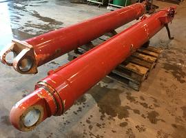 Faun ATF 60-4 boom cylinder