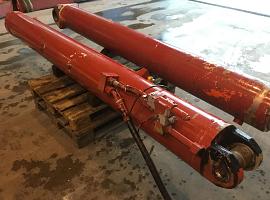 Faun ATF 60-4 boom cylinder