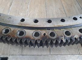 Grove GMK 4100L slewing Ring