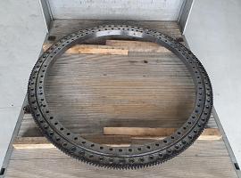 Grove GMK 4100L slewing Ring