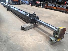 Liebherr LTM 1100-5.1 Telescopic boom cylinder
