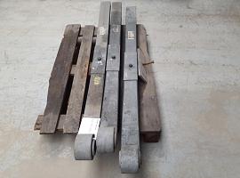 Tadano & Kato AR 300 leaf springs 