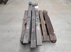 Tadano & Kato AR 300 leaf springs 