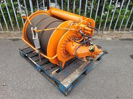 Grove GMK 5130-2 winch