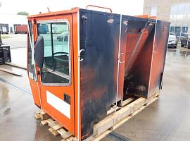 Demag AC 205 lower cab