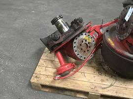Grove GMK 5130 Megatrack axle housing