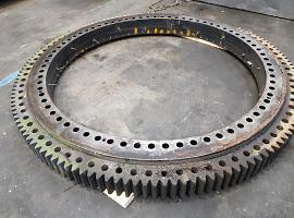 Demag AC 700 slew bearing
