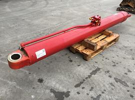 Grove GMK 3055 boom cylinder