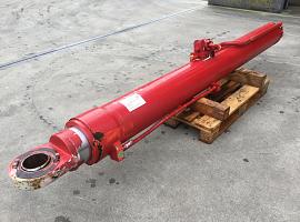 Grove GMK 3055 boom cylinder