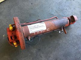 Grove GMK 3055 counterweight cylinder 