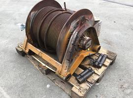 Liebherr LTM 1070-4.2 winch