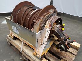 Liebherr LTM 1070-4.2 winch