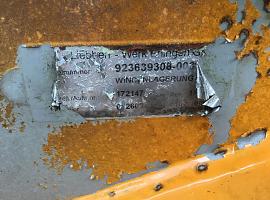 Liebherr LTM 1070-4.2 winch