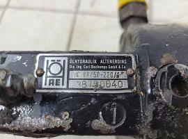 Demag AC 205 suspension cylinder 