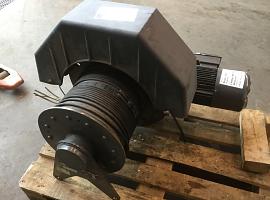 Liebherr MK 88 cabin drive unit