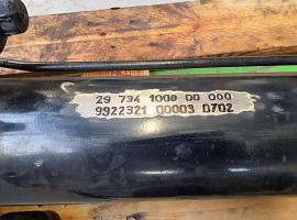 Liebherr LTM 1080-1 ballast extension ram